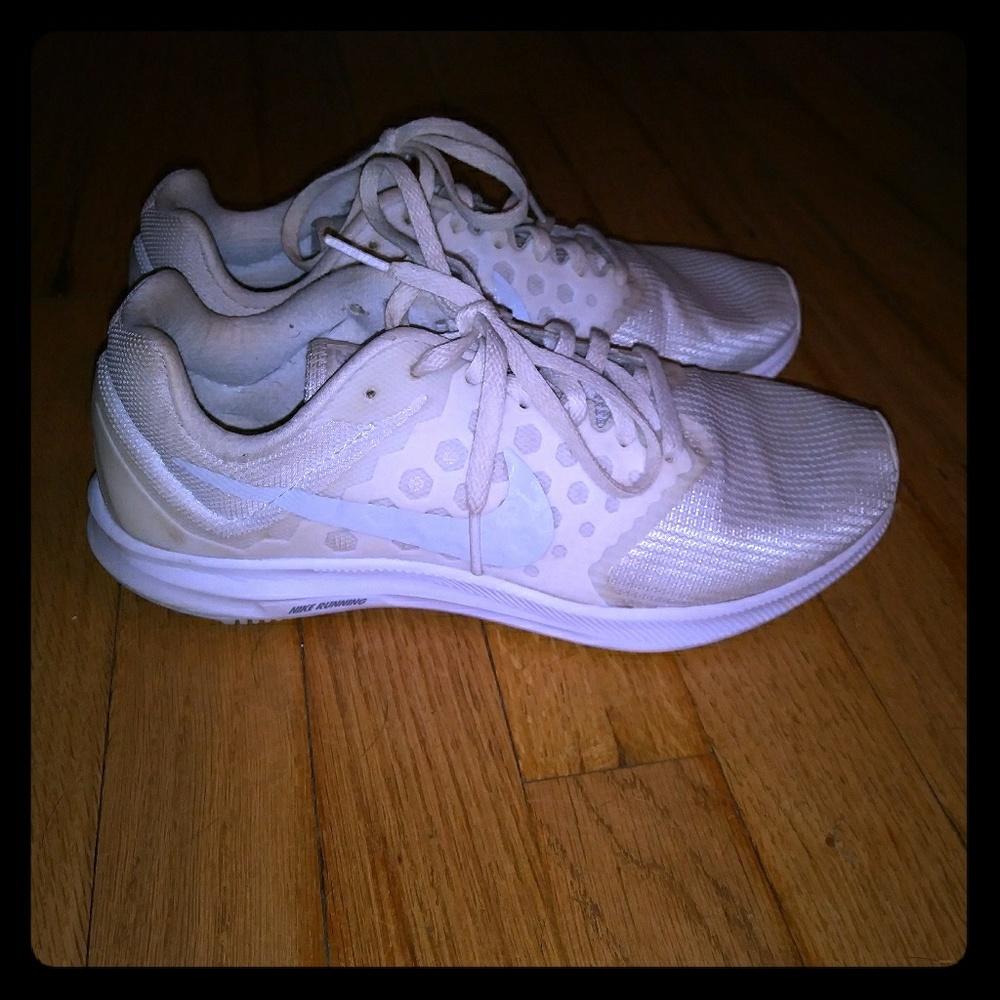 Nike tennis shoes
